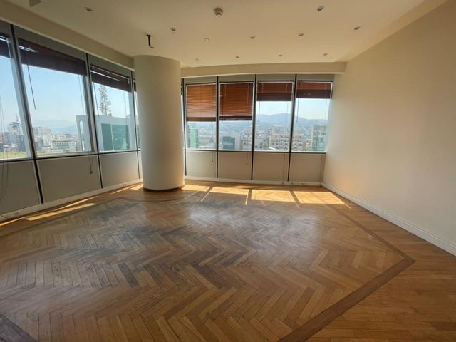 Apartment for rent in Sin El Fil, Metn - photo 2