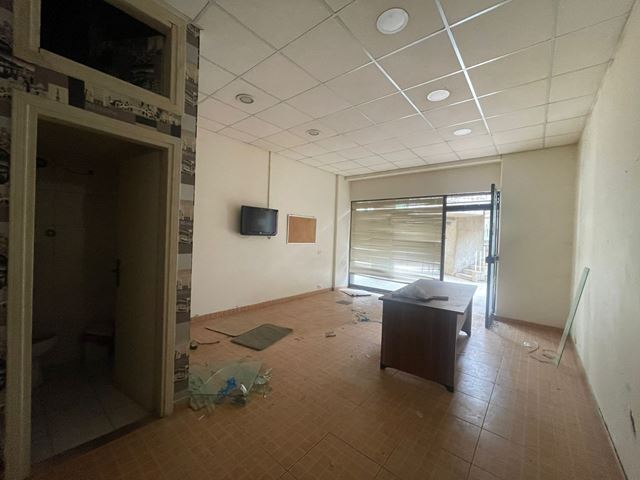 Office for sale in Zalka, Metn
