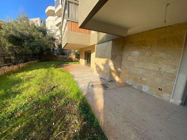 Sea-view apartment for sale in Ballouneh, Keserwan - photo 3