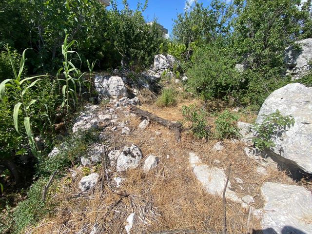 Land with a mountain view for sale in Faytroun, Keserwan - photo 2