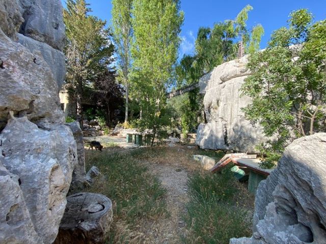 Restaurant with a garden for sale in Faytroun, Keserwan