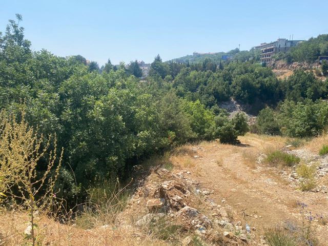 Land with a mountain view for sale in Faytroun, Keserwan - photo 2