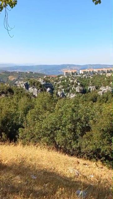 Land with a mountain view for sale in Faytroun, Keserwan - photo 3