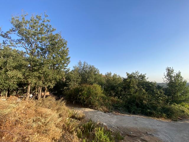 Land with a mountain view for sale in Kfarzebian, Keserwan - photo 2