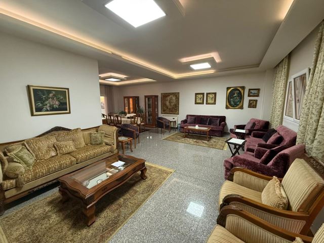 فيلا مع تراس للبيع في كفرذبيان، كسروان - صورة 2