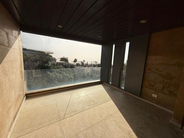 Apartment with a mountain view for sale in Ballouneh, Keserwan - photo 2