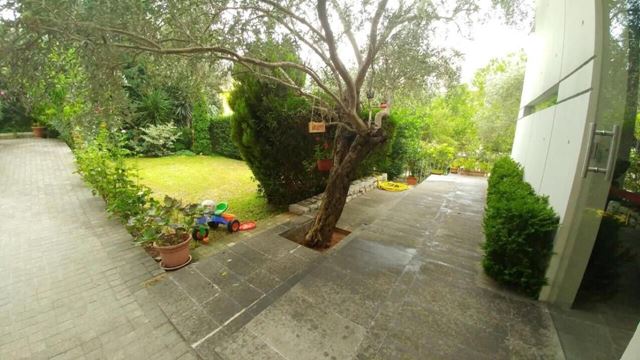 Villa with a terrace for sale in Sehayli, Keserwan - photo 2