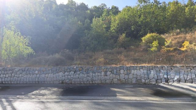 Land with a mountain view for sale in Baatouta, Keserwan