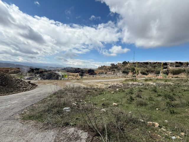 Land with a mountain view for sale in Faytroun, Keserwan - photo 2