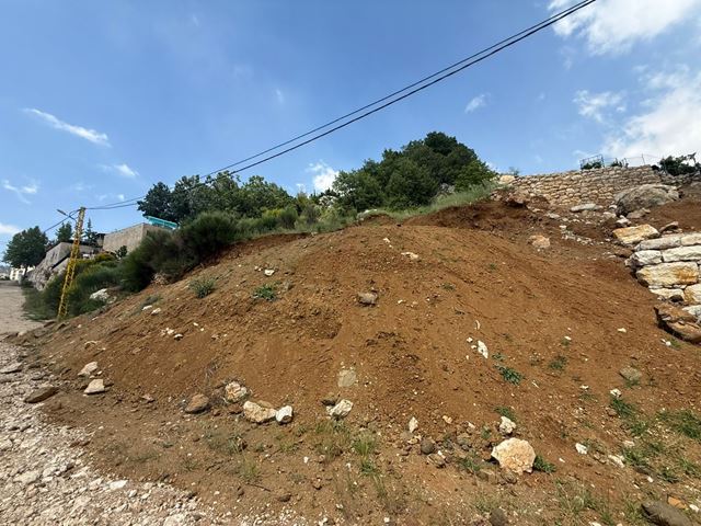 Land with a mountain view for sale in Faraya, Keserwan - photo 3