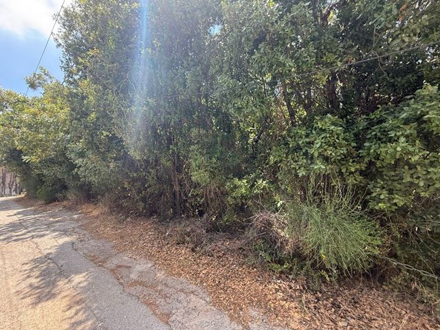 Land with a mountain view for sale in Ajaltoun, Keserwan