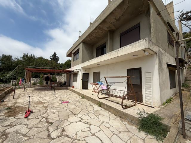 Sea-view building for sale in Fatqa, Keserwan