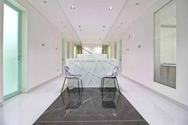 Office for sale in Hamra, Beirut