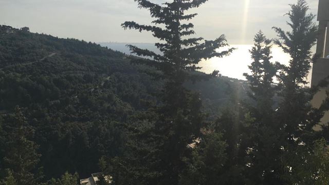 Building for sale in Blat, Jbeil