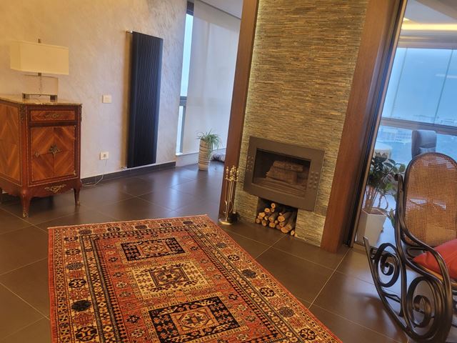 Sea-view apartment for sale in Hazmieh, Baabda - photo 2