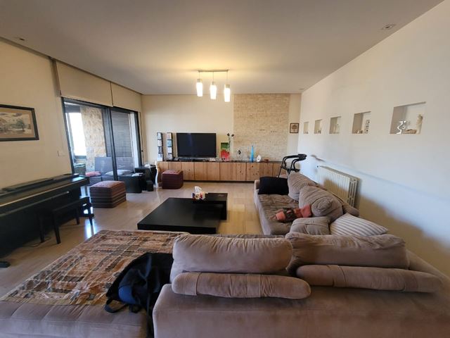 Apartment with a terrace for sale in Mar Takla, Baabda