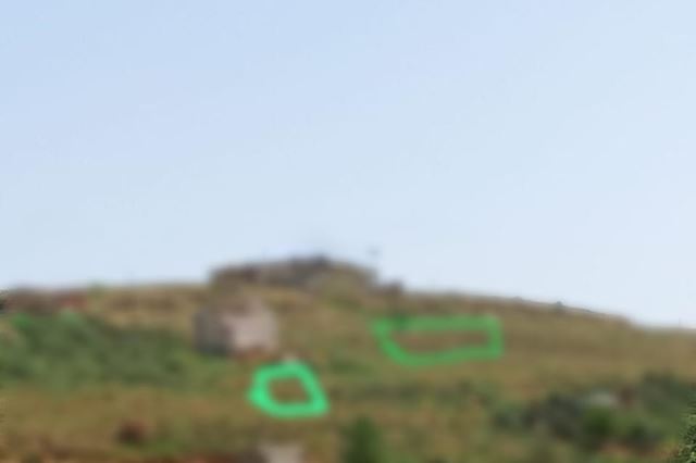 أرض للبيع في بحمدون الضيعة، عاليه