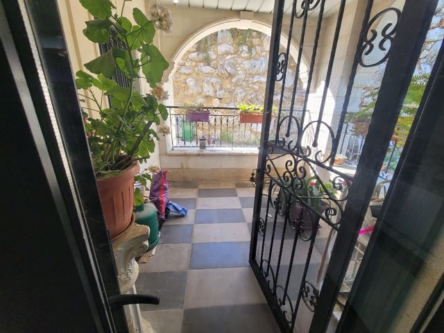 Villa with a terrace for sale in Ajaltoun, Keserwan - photo 2