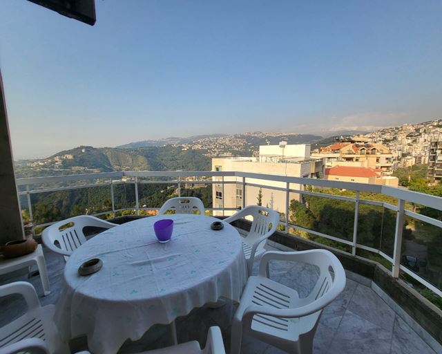 Sea-view apartment for sale in Dik El Mehde, Metn - photo 2