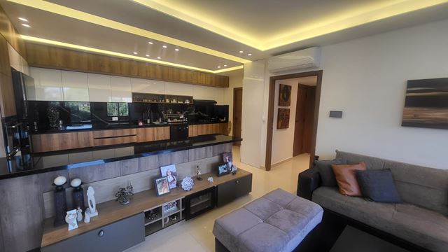 Apartment with a terrace for sale in Beit El Kiko, Metn - photo 3