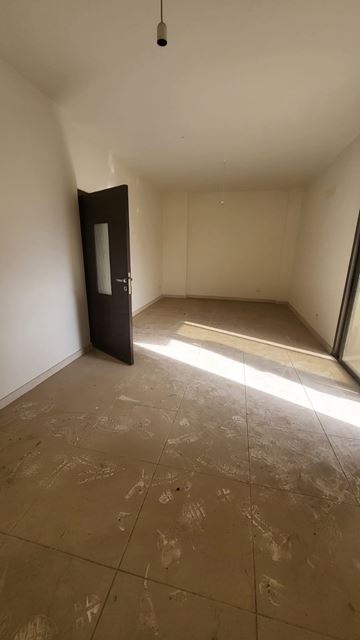 Apartment for sale in Sin El Fil, Metn - photo 2