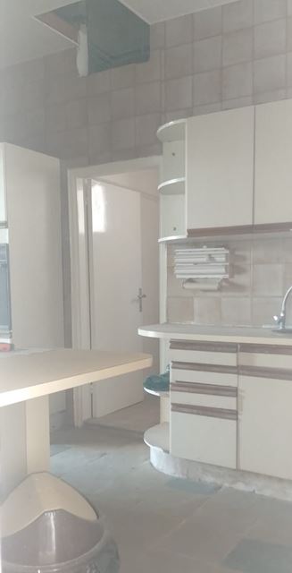 Building for sale in Rmeil, Beirut - photo 3