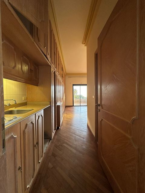Villa with a pool for sale in Monteverde, Metn - photo 3