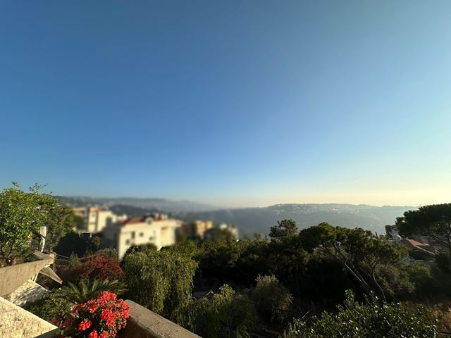 Villa with a pool for sale in Monteverde, Metn
