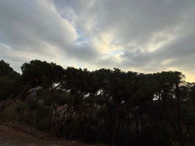 شقة بإطلالة على الجبل للبيع في بيت مري، المتن - صورة 3