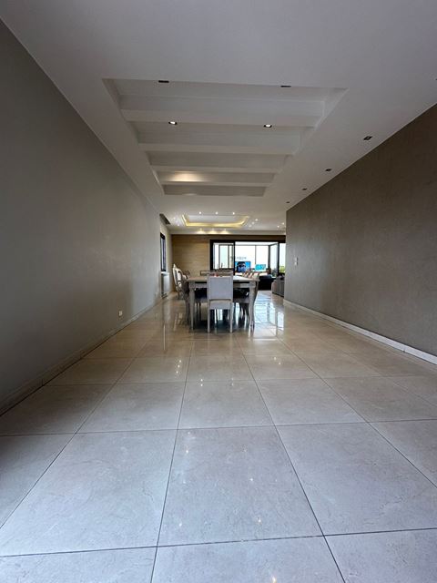 Apartment with a terrace for sale in Sabtieh, Metn - photo 3