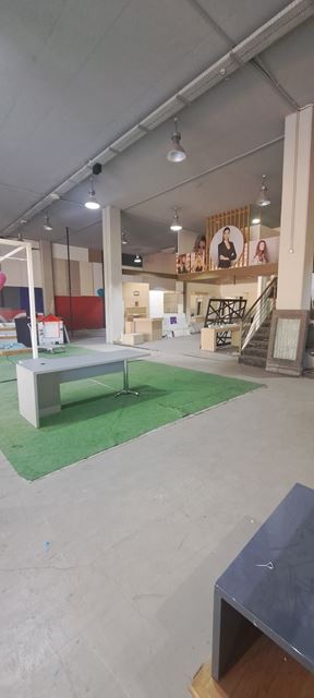 صالة عرض للإيجار في غزير، كسروان