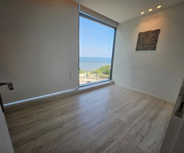 Sea-view office for sale in Ant Elias, Metn - photo 3