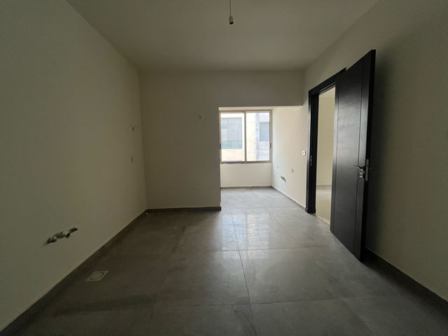 Apartment with a mountain view for sale in Ballouneh, Keserwan - photo 3