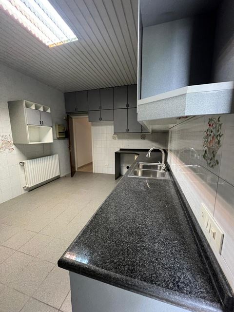 Apartment with a terrace for sale in Broumana, Metn - photo 2