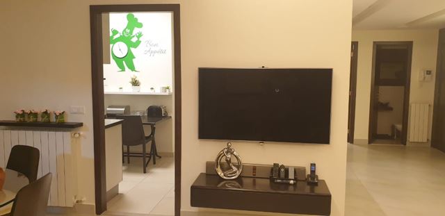 Furnished apartment for sale in Achrafieh, Beirut - photo 3
