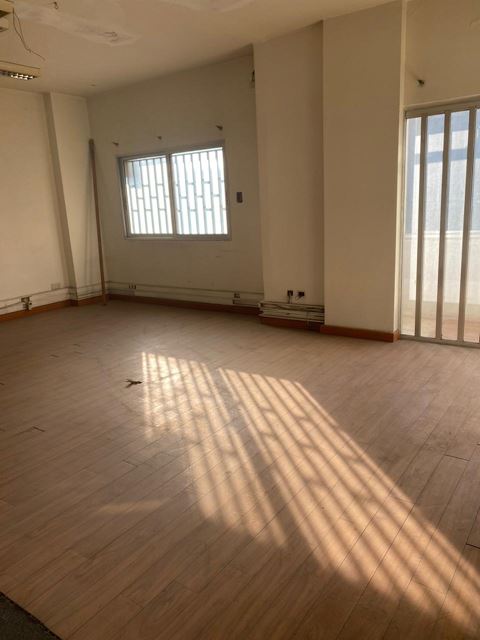 Office with a terrace for sale in Dikwene, Metn