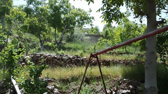 بناية للبيع في الزعرور، المتن - صورة 2